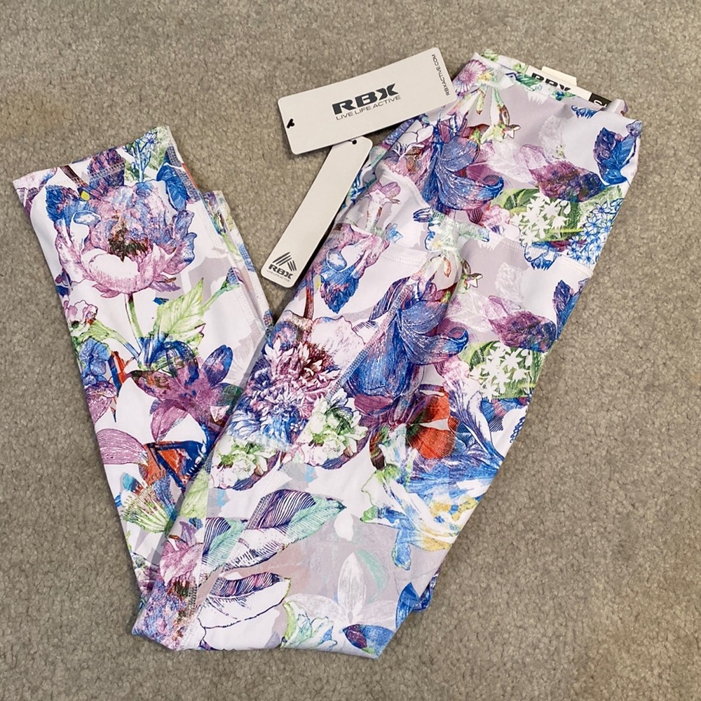 RBX Capri Length Workout Leggings. Size S